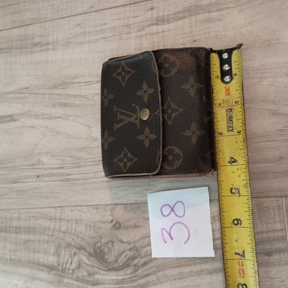 Authentic Louis Vuitton Monogram Portefeiulle Elise Trifold Wallet - Picture 8 of 9